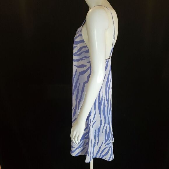 Natori Purple Zebra & Embroidered Floral Nightgown (S) - Picture 4 of 6